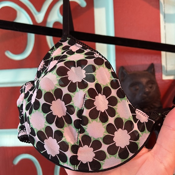 NWT Urban Outfitters out from under Floral unlined underwire bra / bralette. 34C - Picture 3 of 10